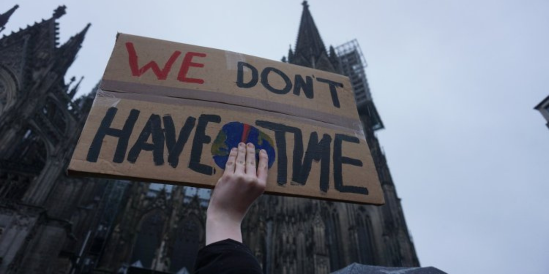 Engaging youth as climate actors: Exploring place-specific climate justice in action
